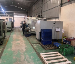 Trung tâm gia công CNC