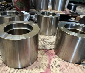 Chi tiết con lắn SCM440