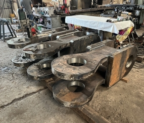 Gia công cắt gọt chi tiết lớn sau khi hàn