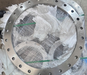 Large Diameter Flange / Mặt bích loại lớn